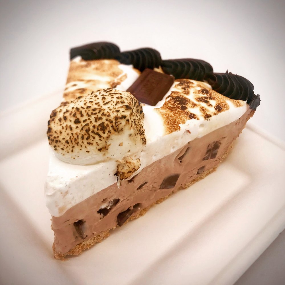 s'mores ice cream pie slice